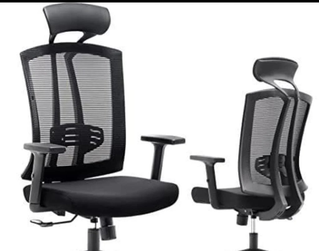 Mesh staff chair