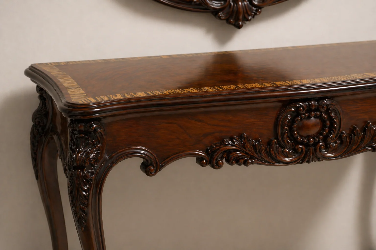 Oval mirror and console - view 2