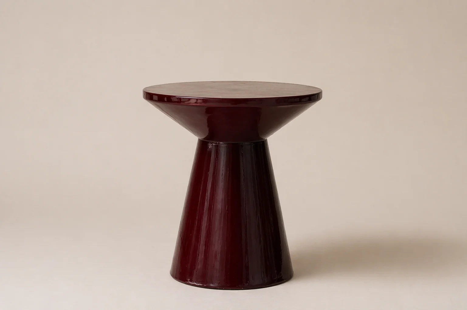 Burgundy pedestal table