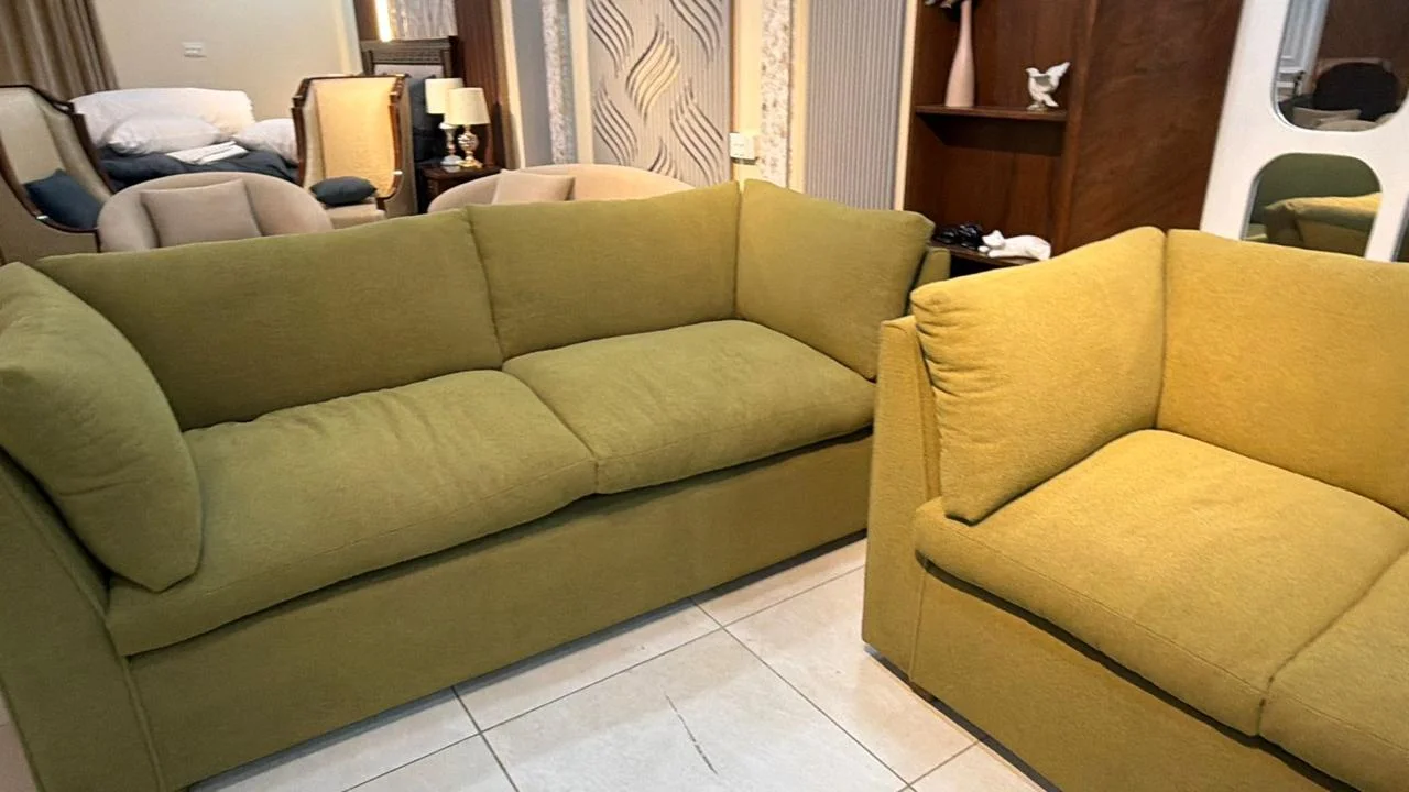 Showroom sofa reference